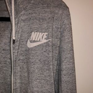 ✨ Nike zip up hoodie ✨